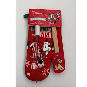 Disney nwt Red Holiday Christmas Baking Set with Mickey Mouse and Friends